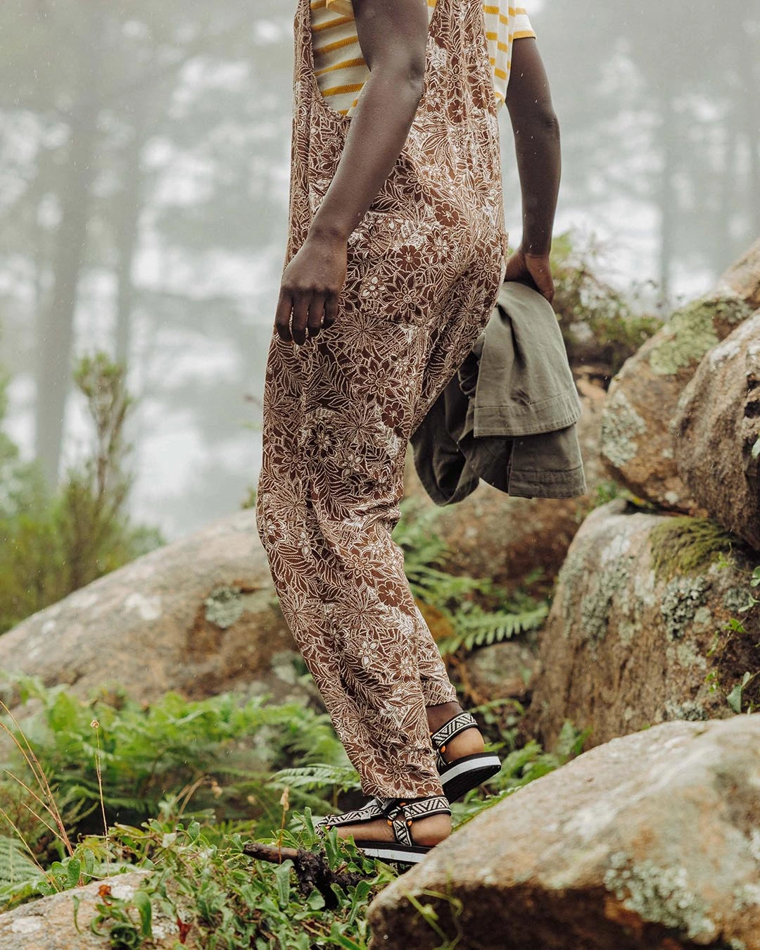 Serenity Dungarees - Chestnut Floral Pattern 5 Serenity Dungarees - Chestnut Floral Pattern - Image 3