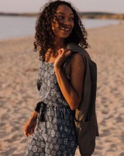 Eva Recycled Cotton Jumpsuit - Tile Dark Denim -Passenger Clothing Store TY91 279 4 5Ratio 2 0049 TY109 328