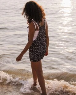 Safron Playsuit - Simple Tile Faded Black -Passenger Clothing Store TY91 279 4 5Ratio 2 0055 TY109 313