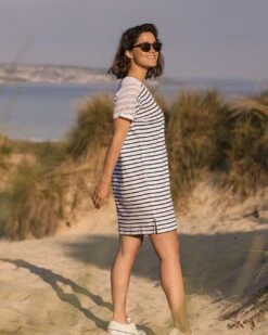 Olive Oversized Recycled Cotton T-Shirt Dress - Navy Stripe -Passenger Clothing Store TY91 279 4 5Ratio 2 0070 TY106 185