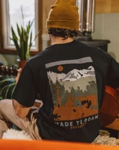 Open Road Recycled Cotton T-Shirt - Black -Passenger Clothing Store TY91 279 4 5Ratio 2 0074 TY97 113