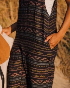 Serenity Organic Cotton Dungarees - Black Geo Pattern -Passenger Clothing Store TY91 279 4 5Ratio 2 0098 TY109 185