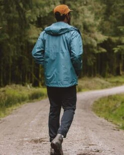 Echo Recycled Water Resistant Jacket - Mediterranean -Passenger Clothing Store TY91 279 4 5Ratio 2 0101 TY100 272