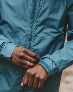 Echo Recycled Water Resistant Jacket - Mediterranean -Passenger Clothing Store TY91 279 4 5Ratio 2 0106 TY100 262