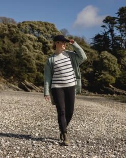 Leif Recycled Yarn Cardigan - Pistachio -Passenger Clothing Store TY91 279 4 5Ratio 2 0119 TY101 86