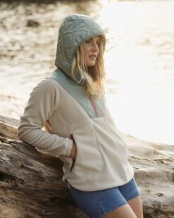 Juana Recycled Polar Hooded Fleece - Oatmeal -Passenger Clothing Store TY91 279 4 5Ratio 2 0153 TY111 11