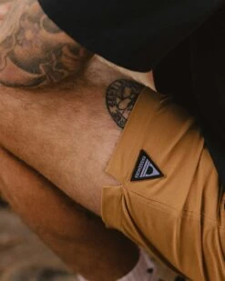 Traveller Organic All Purpose Short - Coconut -Passenger Clothing Store TY91 279 4 5Ratio 2 0159 TY98 Reshoot 127