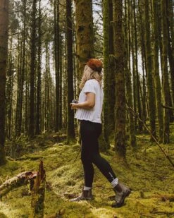 Magnolia Recycled Cotton Crochet Trim T-Shirt - White -Passenger Clothing Store TY91 279 4 5Ratio 2 0161 TY100 57