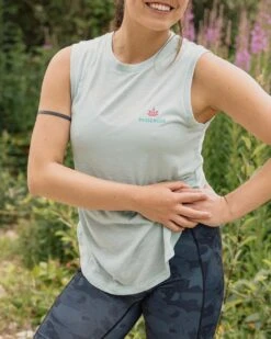 Blue Bird Recycled Active Vest - Mint Green -Passenger Clothing Store TY91 279 4 5Ratio 2 0162 TY110 80
