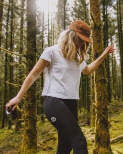 Magnolia Recycled Cotton Crochet Trim T-Shirt - White -Passenger Clothing Store TY91 279 4 5Ratio 2 0163 TY100 48