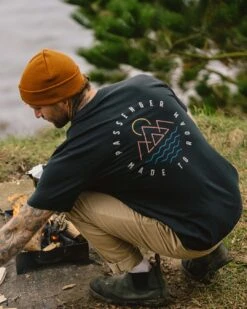 Escapism Recycled Cotton T-Shirt - Black -Passenger Clothing Store TY91 279 4 5Ratio 2 0260 TY98 Reshoot 23