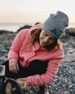 Clementine Recycled Quilted Popper Up Hoodie - Shell Pink -Passenger Clothing Store TY98 pt2 2 4 5Ratio