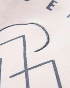 Remote Recycled Cotton Sweatshirt - Barely Pink -Passenger Clothing Store Tu4bwCVtA9cVDl3tJCZBSAYL5lPxqBfxTEw mlFJyXM