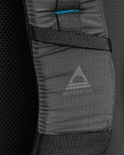 Track Recycled 30L Backpack - Black -Passenger Clothing Store U BG KKK63 4709 D