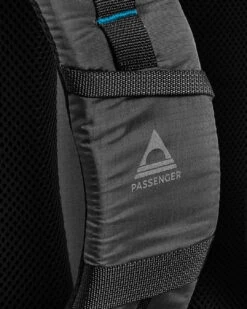 Track Recycled 20L Backpack - Black -Passenger Clothing Store U BG O13UD 4707 D