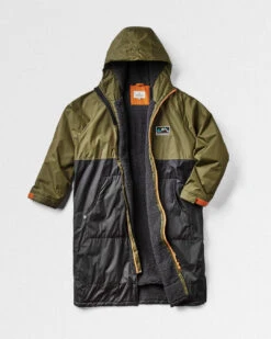 Roaming Recycled Sherpa Lined Changing Robe - Black/ Khaki 24 Roaming Recycled Sherpa Lined Changing Robe - Black/ Khaki -Passenger Clothing Store U CR APHAC 4245 A