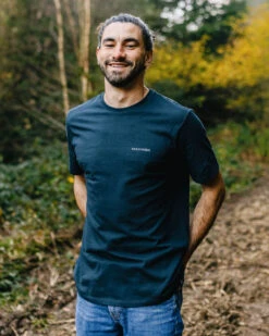 Made To Roam Recycled Cotton T-Shirt - Deep Navy -Passenger Clothing Store Untitled 1 0004 TY94 12