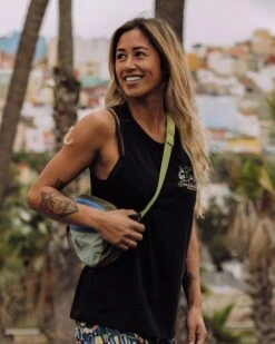 Better Outside Organic Cotton Vest - Black -Passenger Clothing Store Zm78lV NKHdq13ephrZ znjisd5Z4qRHqWUw4U8yGxQ