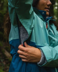 Scene Water Resistant Recycled Jacket - Shallow Water/ Corsair Blue 24 Scene Water Resistant Recycled Jacket - Shallow Water/ Corsair Blue -Passenger Clothing Store dhetcDxAw iQ6oROqmyD sJ qUdjAXIlOmRIXrHVJxU