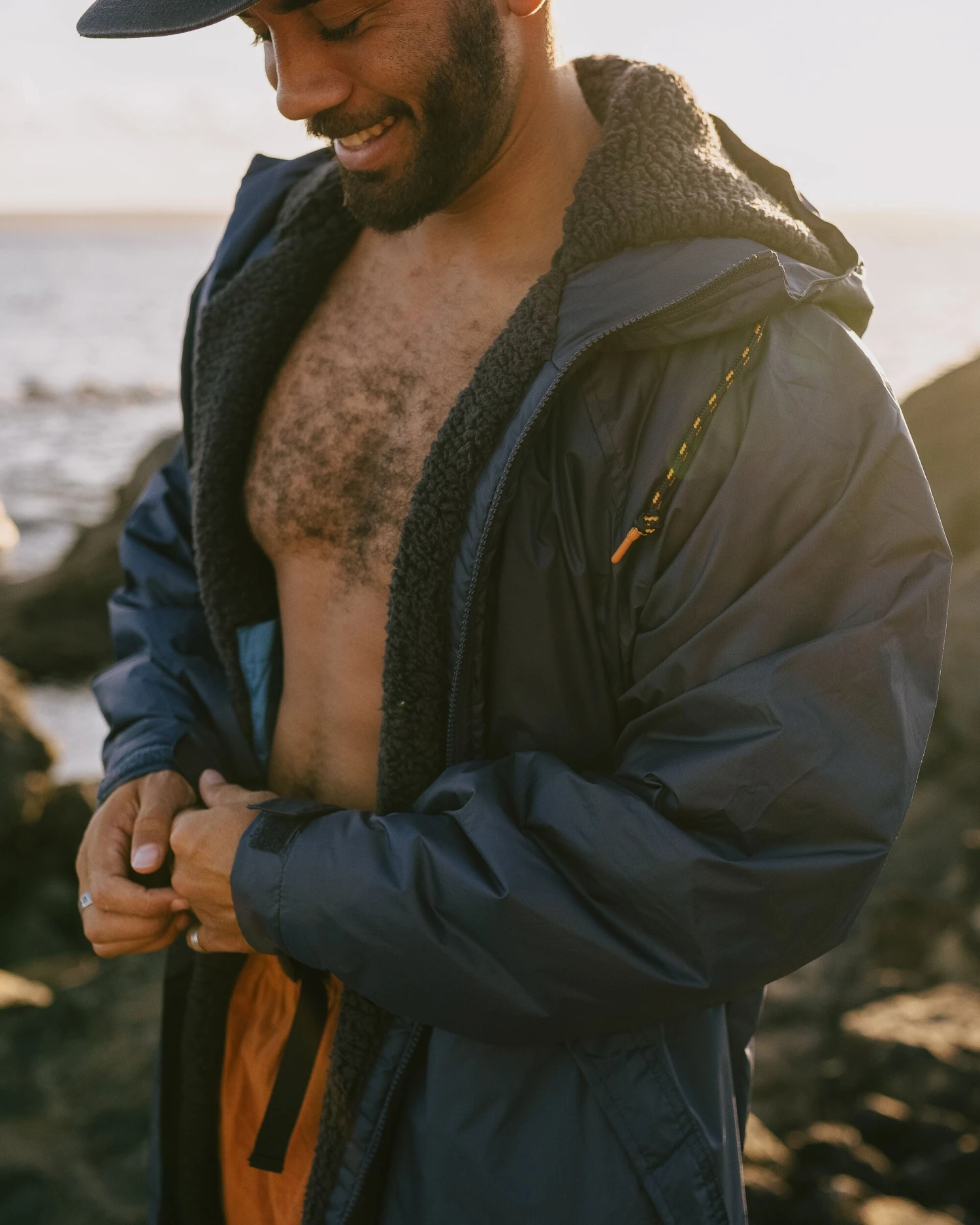 Waves Recycled Sherpa Lined Changing Robe - Rich Navy 8 Waves Recycled Sherpa Lined Changing Robe - Rich Navy - Image 6