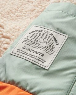 Tasman Recycled 2.0 Long Insulated Jacket - Pistachio -Passenger Clothing Store ezUitZXAYlbec9F3ptHhRTCFJ9 gBxC4Tksctjo35dM