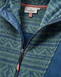 Edge Hooded 1/2 Zip Polar Fleece - Nordic Geo Deep Ocean -Passenger Clothing Store g4ieKU9Tr37Y663c LyOT a1FFbMabd1b29YcErdtQY