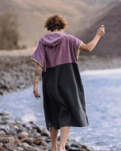 Tulum Recycled Towel Poncho - Grape / Charcoal -Passenger Clothing Store g9R6Py qIXqT8GFjVDavGDRgNYgrN7Ds739YPDdrTy8