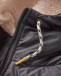 Kinsey Recycled 2.0 Jacket - Phantom Black -Passenger Clothing Store i3qK rmM5oWTw E5GhN cYIMoLH Xh wCnQonmLA884