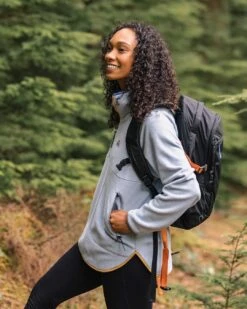 Folksy Recycled Polar Fleece - Blue Fog -Passenger Clothing Store i6q daVdxqPnpDd7b my1KIOPwXIpIXXr0xPCD99Xpw