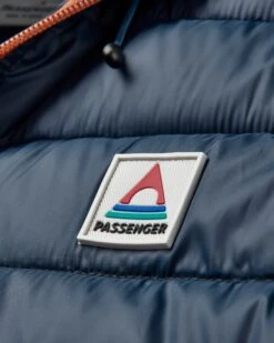 Roamer Recycled Insulated Overhead Jacket - Rich Navy/Cobalt -Passenger Clothing Store nd2jQUCVOIw3WyvxU9nFk4yxvtom9V7QxHafqVgFTjM