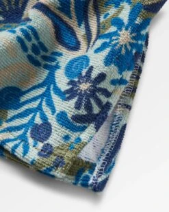 Tulum Recycled Towel Poncho - Charcoal/Abstract Seaweed -Passenger Clothing Store rByEUP0qLzkHH4XoxEhHp3l1adls9lMkxLEyU5xrV8Q