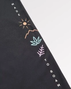 Hatha Recycled Active Top - Black -Passenger Clothing Store sygkS2WAPGOmM00IAlzfhBhnkyCvUL7XU Xz7G5L8xM