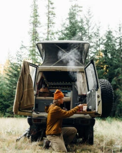 Journey Recycled Reversible Jacket - Golden Brown -Passenger Clothing Store tuj