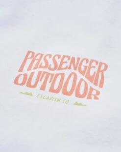 Yuca Recycled Relaxed Fit T-Shirt - White -Passenger Clothing Store uLyReEkkxS1k1OHAfgAxg5FupG4ENyFud8vwwZao9VU