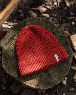 Compass Recycled 2.0 Beanie - Cardinal