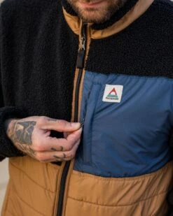 Born Explorer Recycled Polar-Lined Sherpa Fleece - Black -Passenger Clothing Store wMA9WidMTn64oEzwzjEQA8V4pTU Kk5qT2 FZ0vaxW8