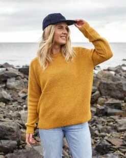 Cove Recycled Knitted Jumper - Amber Gold -Passenger Clothing Store wkAqTPF2Ki63OrCyKu39IOaDOQWbNDYL9wuYJF8oH3o