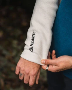 Highland Recycled Polartec® Fleece - Corsair/ Vintage White -Passenger Clothing Store zWzKizX5MXtG11ZvD38dZwEE80 KASig1E9grqn4uFA